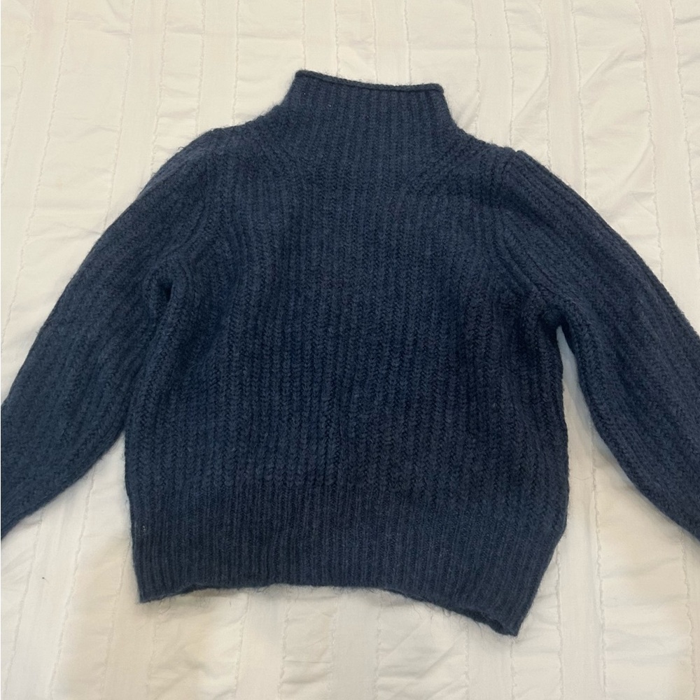 Madewell - blue turtle neck sweater size Small